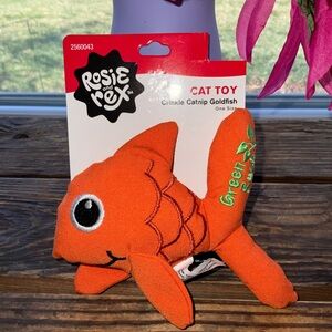 Capnip Rosie and Rex Orange Crinkle Goldfish Toy ~ New